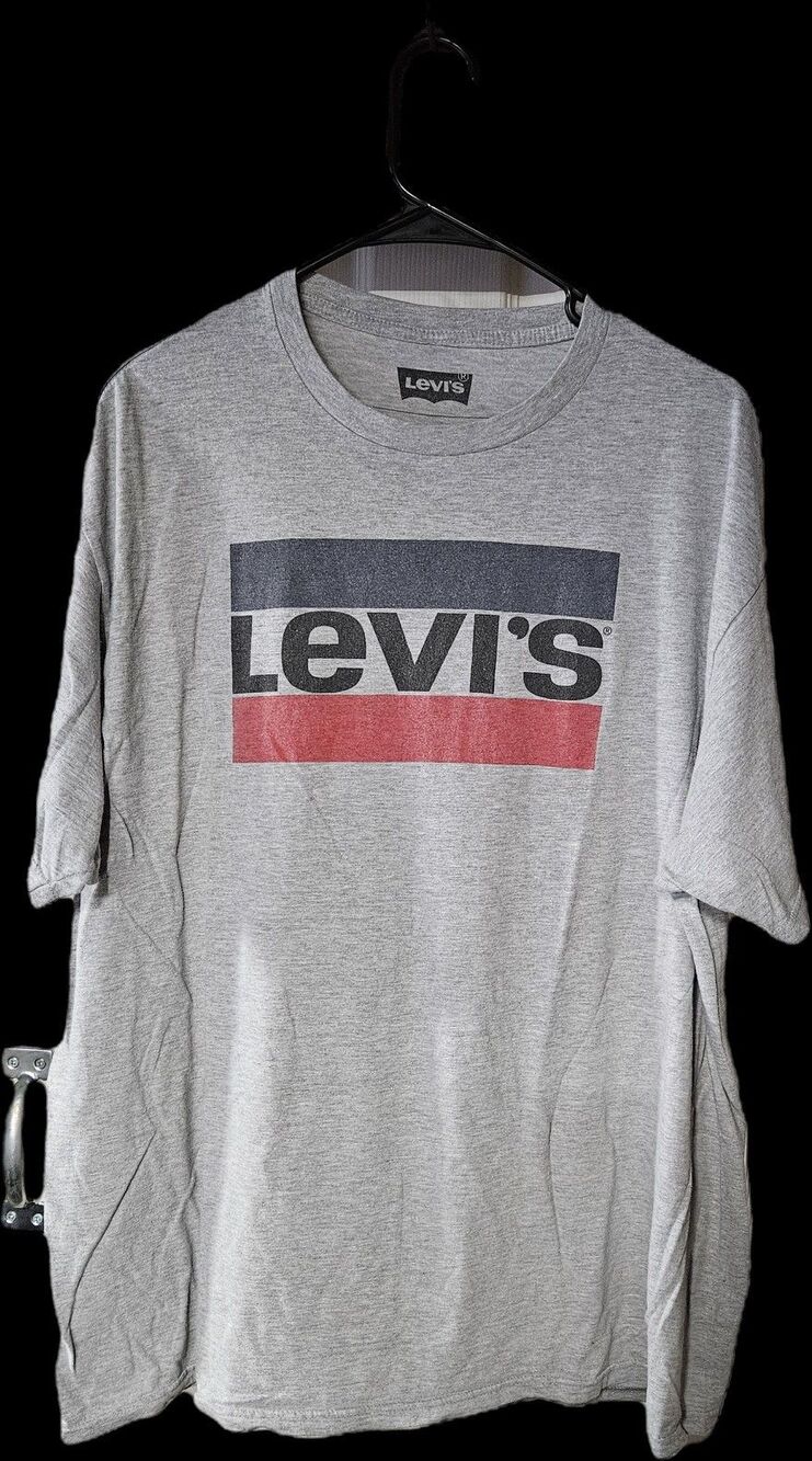 Levi's Logo Graphic T-ShirtMen's Size 2XL